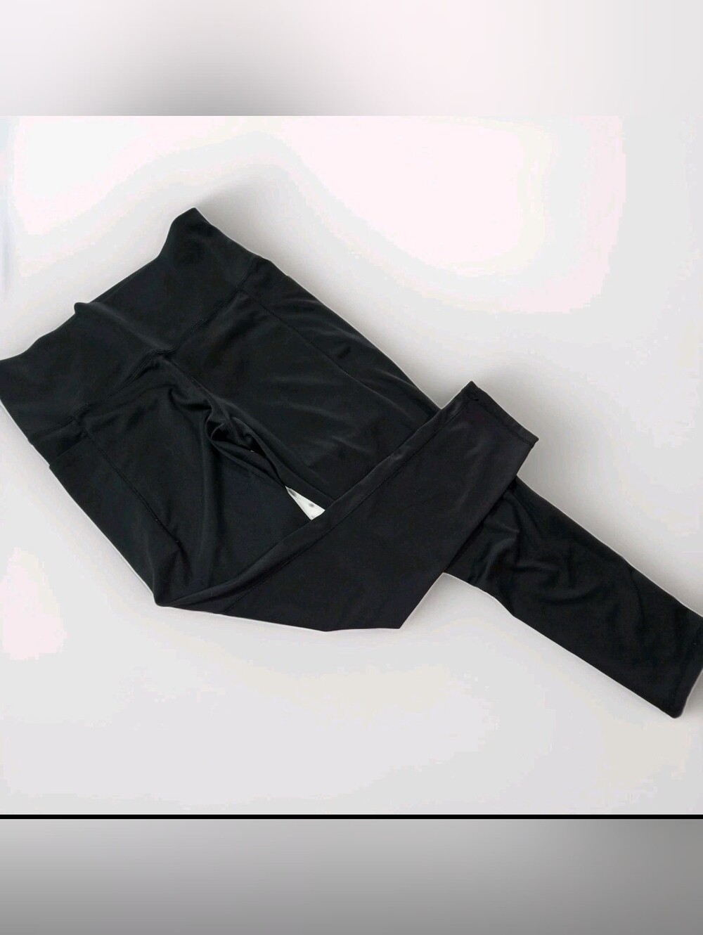 Authentic Buc-ee's Black Womens Medium Capri Leggings with Pockets Souvenir